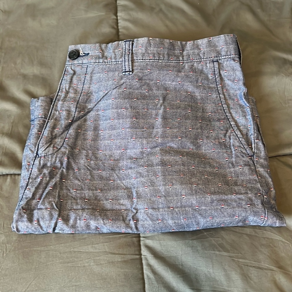 Tommy Hilfiger Custom Fit Chambray Short Size 42